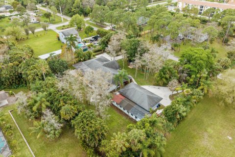 Villa ou maison à vendre à Lake Worth, Floride: 4 chambres, 349.96 m2 № 1020228 - photo 8