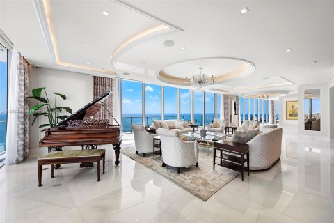 Copropriété à vendre à Fort Lauderdale, Floride: 5 chambres, 464.51 m2 № 1271032 - photo 1