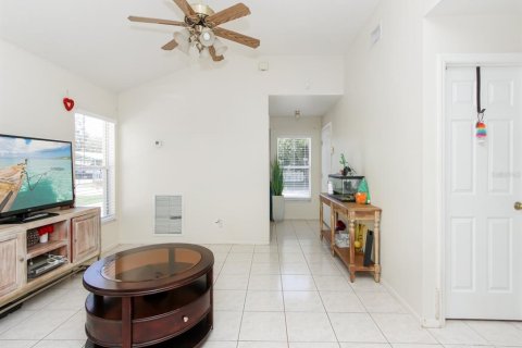 Villa ou maison à vendre à Kissimmee, Floride: 3 chambres, 122.63 m2 № 1254939 - photo 22