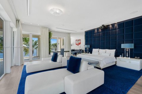Casa en venta en Coral Gables, Florida, 8 dormitorios, 1761.71 m2 № 1017882 - foto 30