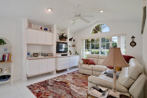 House in Boynton Beach, Florida 3 bedrooms, 178.84 sq.m. № 1077013 - photo 22