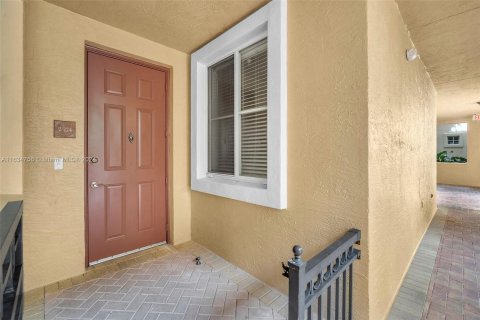 Condo in Sunrise, Florida, 2 bedrooms  № 1295210 - photo 7