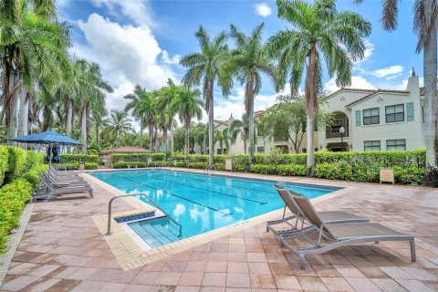 Condo in Sunrise, Florida, 2 bedrooms  № 1295210 - photo 22