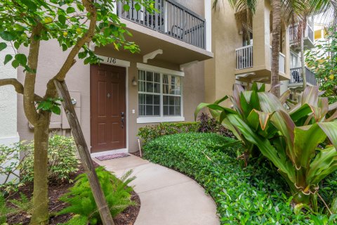 Townhouse in Delray Beach, Florida 3 bedrooms, 161.65 sq.m. № 1020184 - photo 13