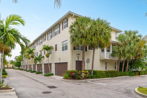 Touwnhouse à vendre à Delray Beach, Floride: 3 chambres, 161.65 m2 № 1020184 - photo 15