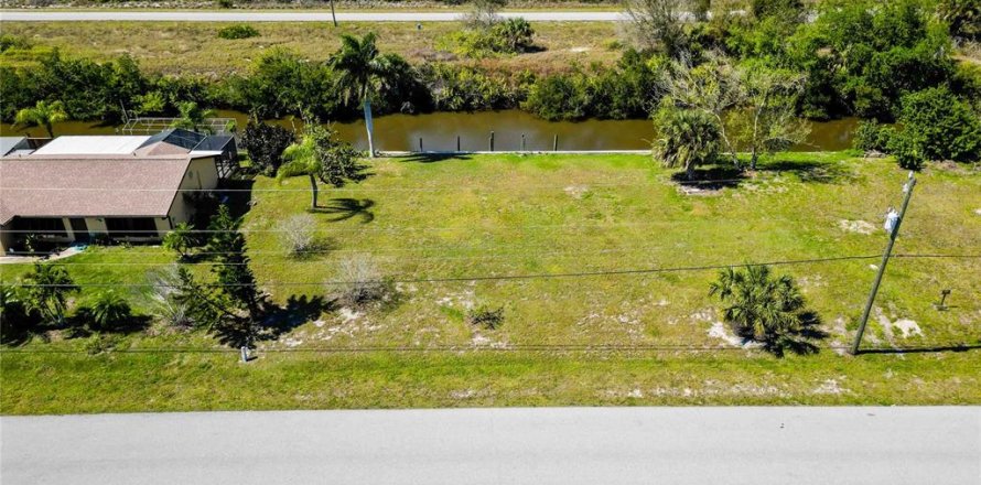 Land in Punta Gorda, Florida № 1337662