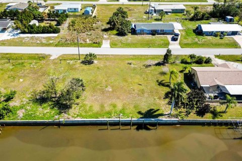 Land in Punta Gorda, Florida № 1337662 - photo 2