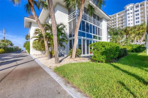 Copropriété à louer à Sarasota, Floride: 2 chambres, 108.88 m2 № 1340609 - photo 5