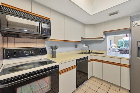 Copropriété à louer à Sarasota, Floride: 2 chambres, 108.88 m2 № 1340609 - photo 17