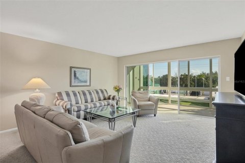 Copropriété à louer à Sarasota, Floride: 2 chambres, 108.88 m2 № 1340609 - photo 8