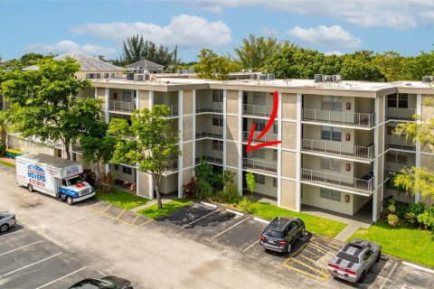 Condo in Lauderdale Lakes, Florida, 2 bedrooms  № 1360564 - photo 5