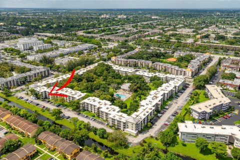 Condominio en venta en Lauderdale Lakes, Florida, 2 dormitorios, 89.19 m2 № 1360564 - foto 27