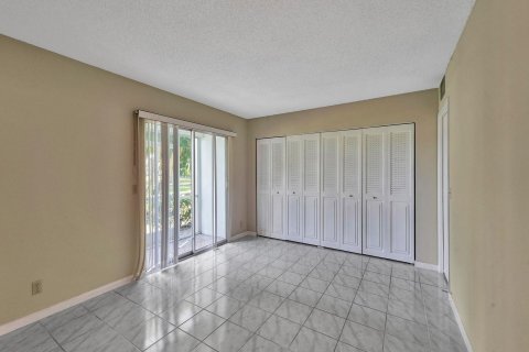 Condo in Boca Raton, Florida, 1 bedroom  № 1226668 - photo 12