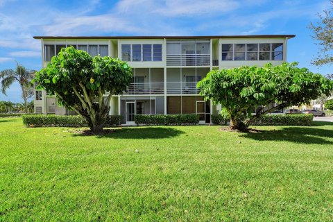 Condo in Boca Raton, Florida, 1 bedroom  № 1226668 - photo 1