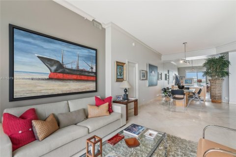 Copropriété à vendre à Miami, Floride: 2 chambres, 152.36 m2 № 1059341 - photo 13