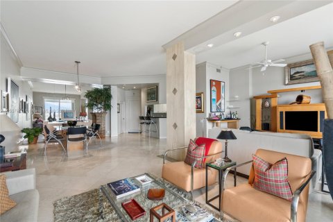 Copropriété à vendre à Miami, Floride: 2 chambres, 152.36 m2 № 1059341 - photo 12