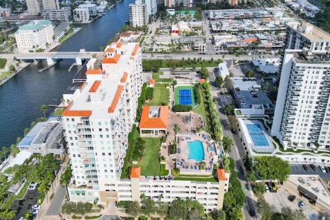 Condo in Fort Lauderdale, Florida, 1 bedroom  № 1043108 - photo 2