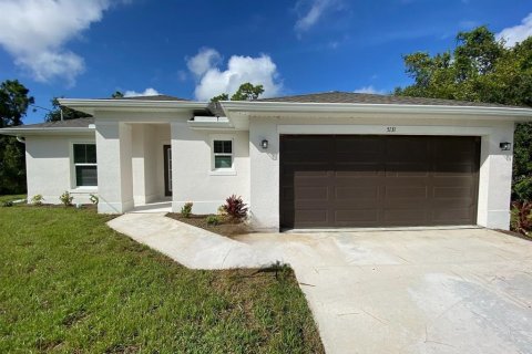 Casa en alquiler en North Port, Florida, 3 dormitorios, 125.7 m2 № 1370155 - foto 1