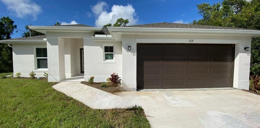 House in North Port, Florida 3 bedrooms, 125.7 sq.m. № 1370155