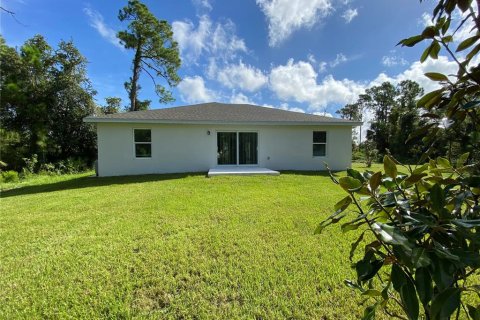 House in North Port, Florida 3 bedrooms, 125.7 sq.m. № 1370155 - photo 15