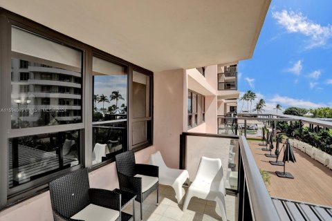 Copropriété à vendre à Miami Beach, Floride: 2 chambres, 89.19 m2 № 1206194 - photo 26