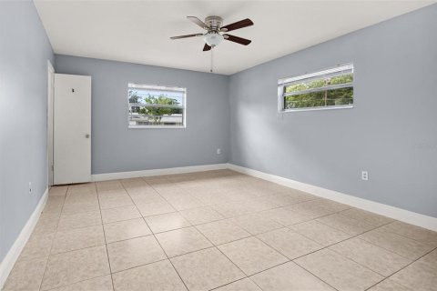 House in Ocoee, Florida 3 bedrooms, 153.57 sq.m. № 1339400 - photo 11