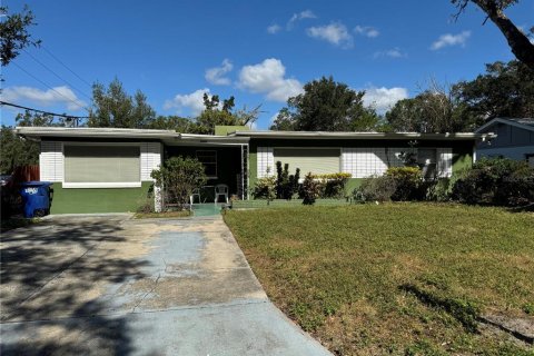 House in Tampa, Florida 3 bedrooms, 136.75 sq.m. № 1429563 - photo 3