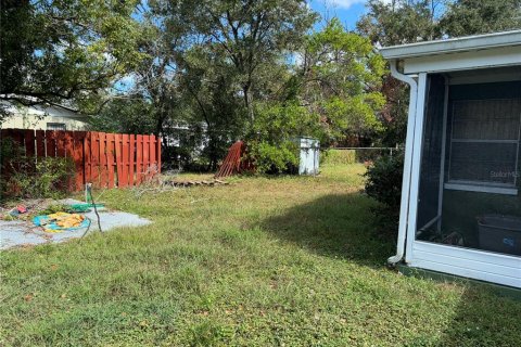 House in Tampa, Florida 3 bedrooms, 136.75 sq.m. № 1429563 - photo 26