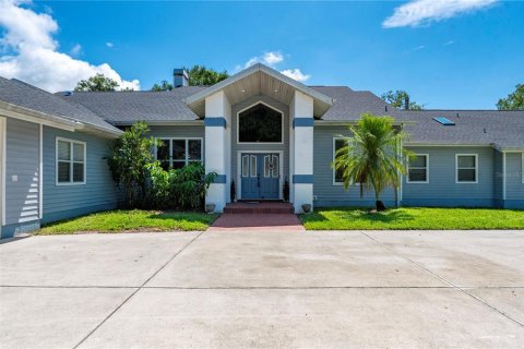 Villa ou maison à vendre à Punta Gorda, Floride: 3 chambres, 390.28 m2 № 1307293 - photo 11