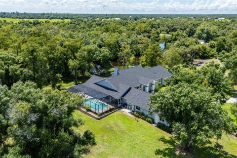 Villa ou maison à vendre à Punta Gorda, Floride: 3 chambres, 390.28 m2 № 1307293 - photo 3