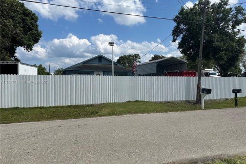 Villa ou maison à vendre à Clewiston, Floride: 3 chambres № 1075186 - photo 1