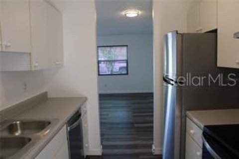 Apartamento en alquiler en Bradenton, Florida, 2 dormitorios, 83.61 m2 № 1341085 - foto 3