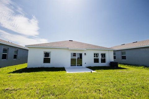 Villa ou maison à louer à Winter Haven, Floride: 3 chambres, 144.46 m2 № 1341084 - photo 15