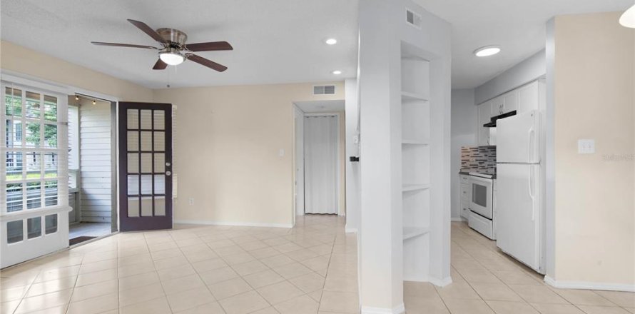 Condominio en Orlando, Florida, 1 dormitorio  № 1255605