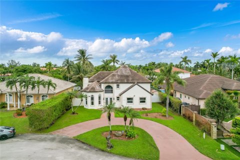 Casa en venta en Miami, Florida, 4 dormitorios, 309.46 m2 № 1400138 - foto 1