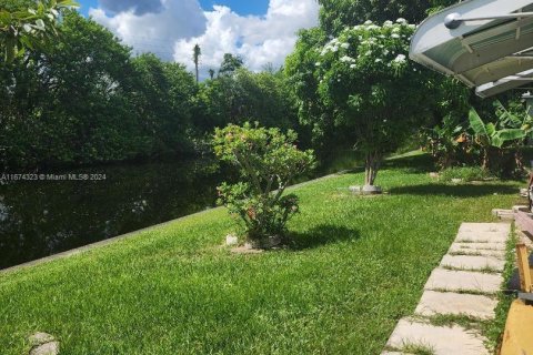 Casa en venta en Tamarac, Florida, 2 dormitorios, 122.45 m2 № 1397764 - foto 7