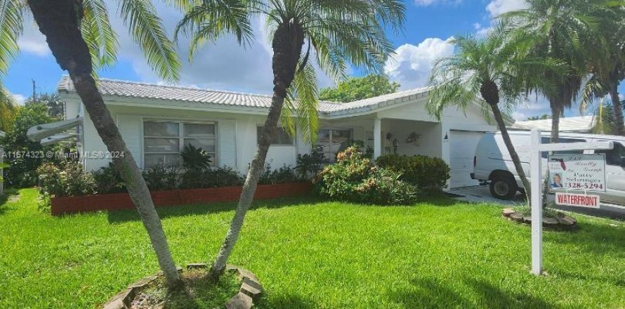 Villa ou maison à Tamarac, Floride 2 chambres, 122.45 m2 № 1397764