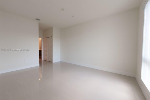 Condo in Doral, Florida, 3 bedrooms in URBANA  № 1370327 - photo 11