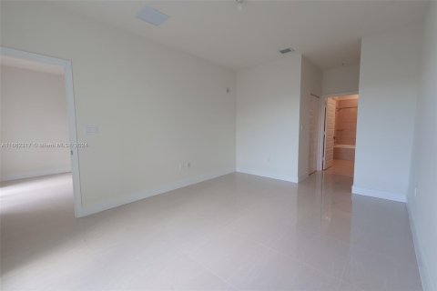 Copropriété à vendre à Doral, Floride: 3 chambres, 104.89 m2 № 1370327 - photo 10