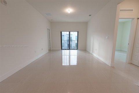 Copropriété à vendre à Doral, Floride: 3 chambres, 104.89 m2 № 1370327 - photo 7