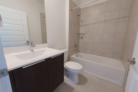 Condo in Doral, Florida, 3 bedrooms in URBANA  № 1370327 - photo 18