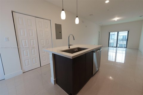 Copropriété à vendre à Doral, Floride: 3 chambres, 104.89 m2 № 1370327 - photo 6