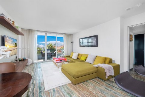 Copropriété à louer à Miami Beach, Floride: 2 chambres, 101.26 m2 № 1370325 - photo 11