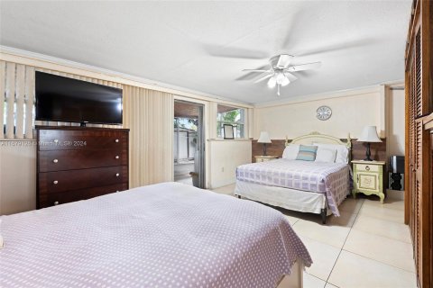 Casa en venta en Hollywood, Florida, 4 dormitorios, 141.21 m2 № 1408966 - foto 21