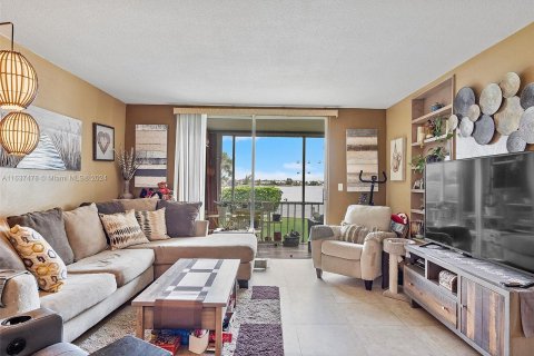 Condo in Aventura, Florida, 2 bedrooms  № 1325485 - photo 4