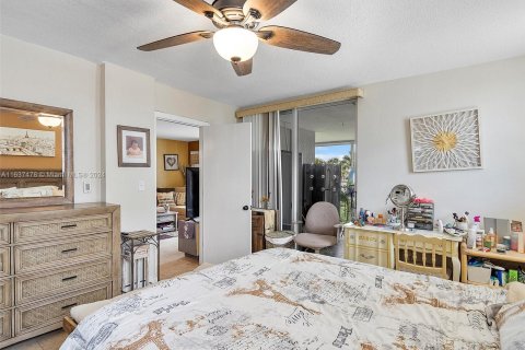 Condo in Aventura, Florida, 2 bedrooms  № 1325485 - photo 20