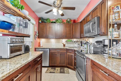 Copropriété à vendre à Aventura, Floride: 2 chambres, 100.61 m2 № 1325485 - photo 15