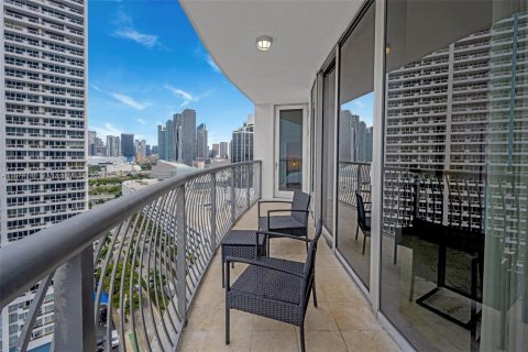 Condominio en venta en Miami, Florida, 2 dormitorios, 97.36 m2 № 1398171 - foto 3