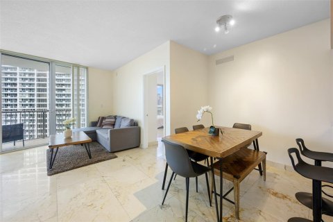 Condominio en venta en Miami, Florida, 2 dormitorios, 97.36 m2 № 1398171 - foto 7