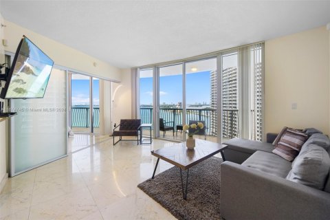 Condominio en venta en Miami, Florida, 2 dormitorios, 97.36 m2 № 1398171 - foto 8